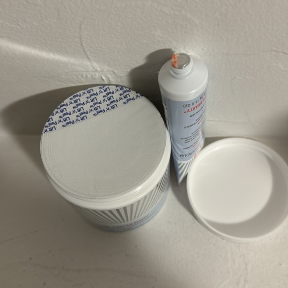 New First Aid Beauty ultra repair cream 6 oz & 1oz containers - Picture 7 of 7